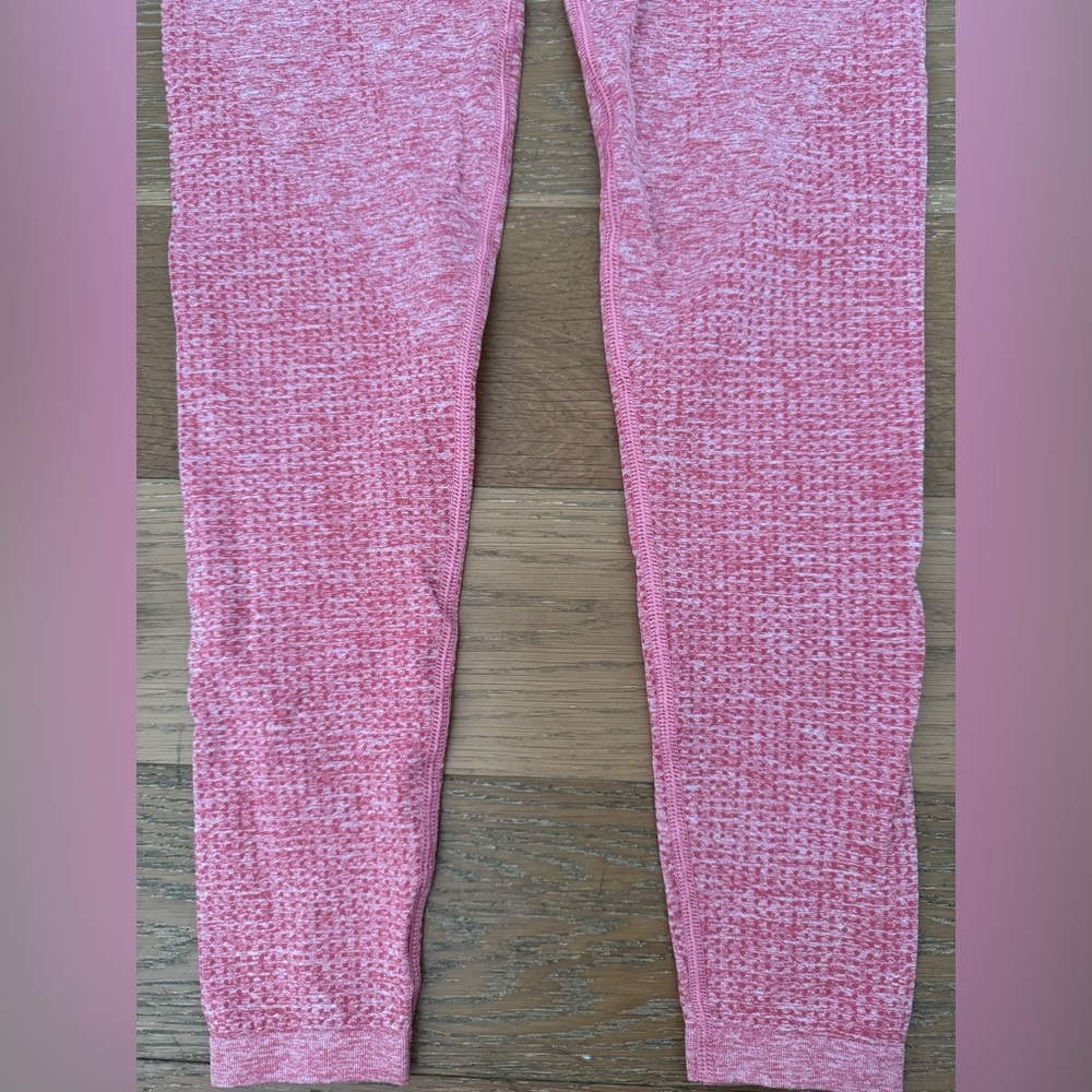 Gymshark Pink Leggings - Picture 2 of 4